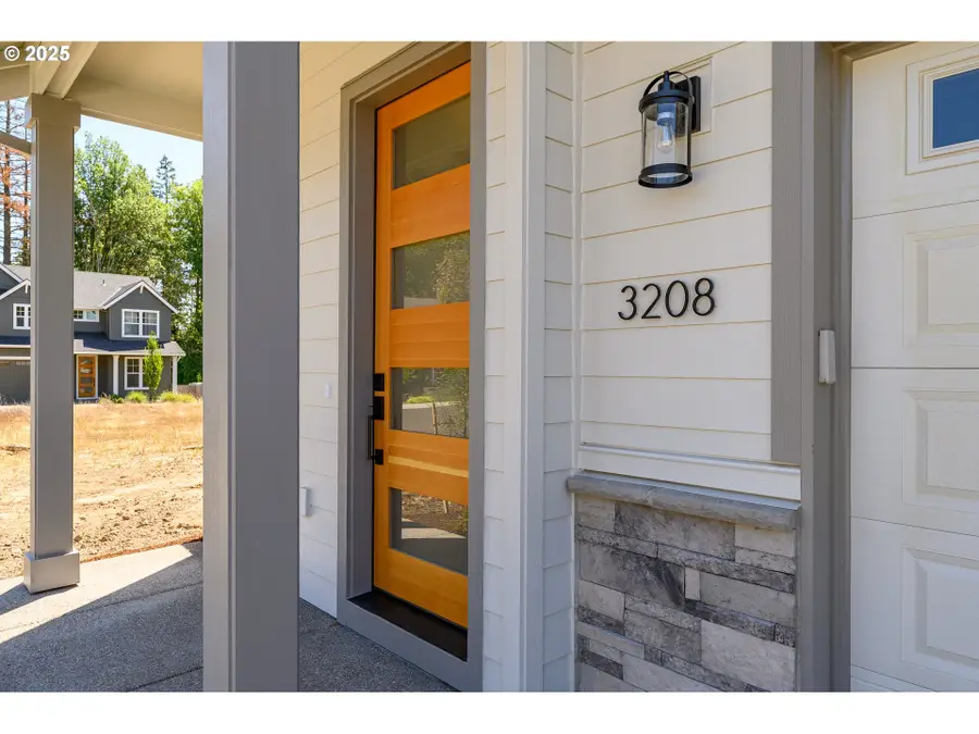 3208 E Province Ct, Newberg, OR 97132 - #2