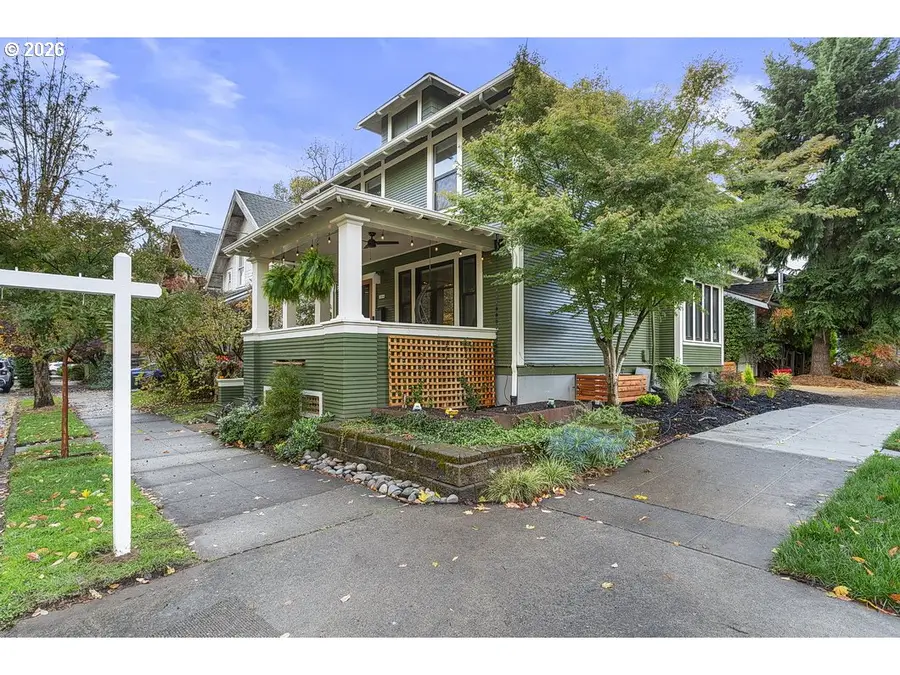 1804 SE Oak St, Portland, OR 97214 - #3