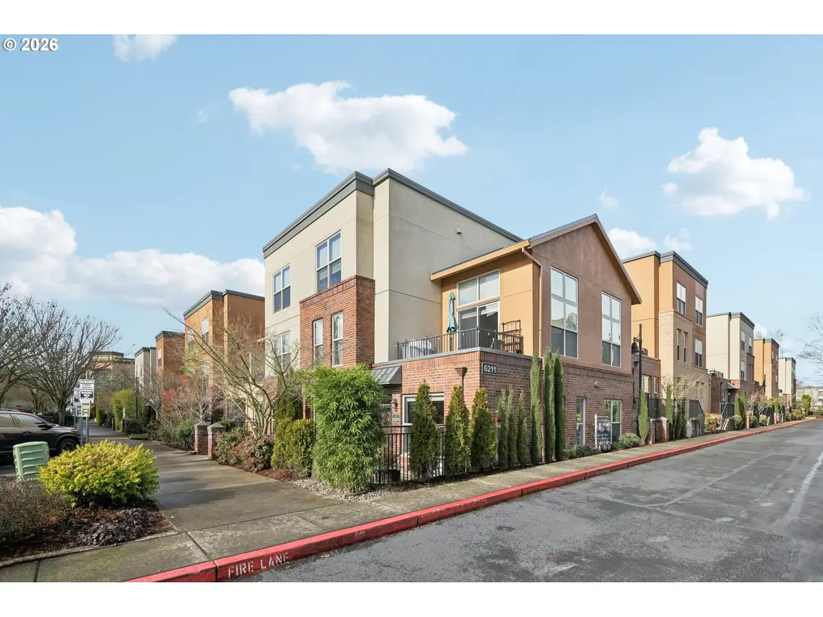 6299 NE Carillion Dr, Hillsboro, OR 97124 - #1