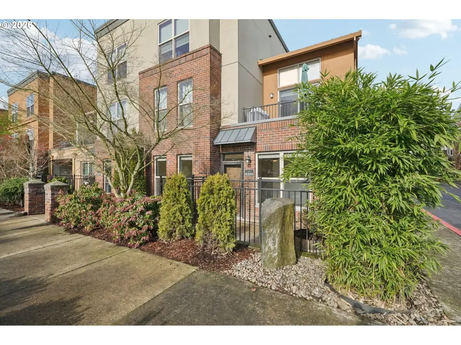 6299 NE Carillion Dr, Hillsboro, OR 97124 - #3