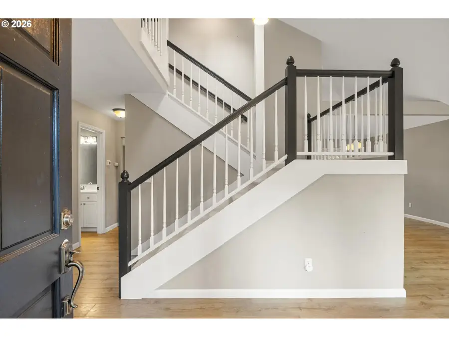 17226 Tualatin St, Lake Oswego, OR 97035 - #3