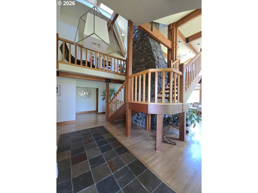 3037 NE Rocky Butte Rd, Portland, OR 97220 - #2