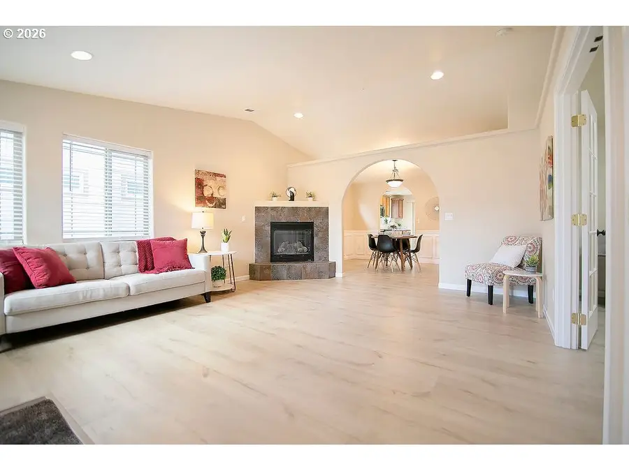 18 Willow Pointe Loop, Longview, WA 98632 - #2