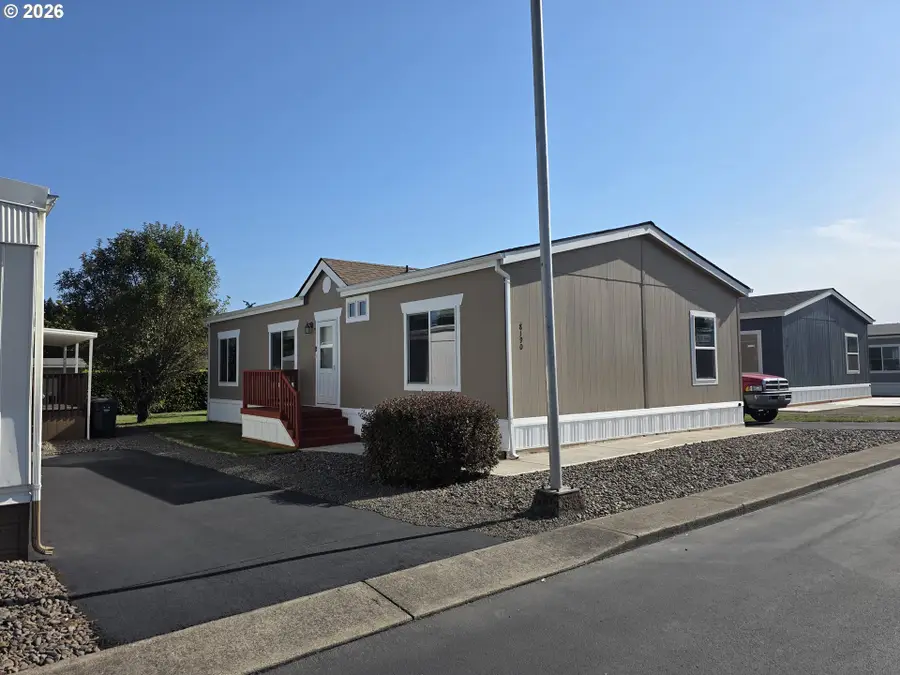 8190 SE Poppy St, Milwaukie, OR 97267 - #2
