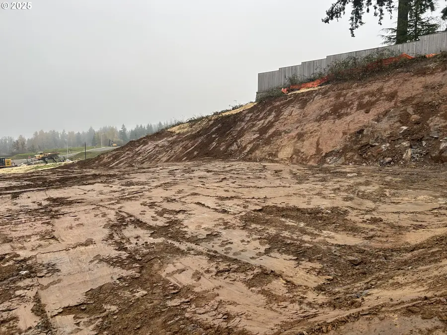 16092 Serres Farms Way #51, Oregon City, OR 97045 - Image #2