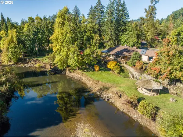 35012 Mckenzie View Dr, Springfield, OR 97477