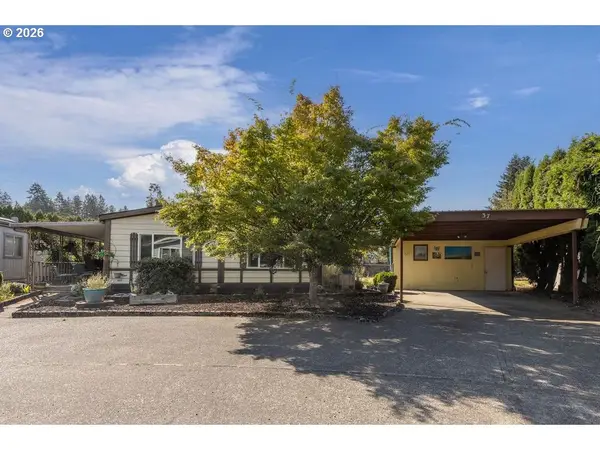 1602 NE Riverside Dr #37, McMinnville, OR 97128