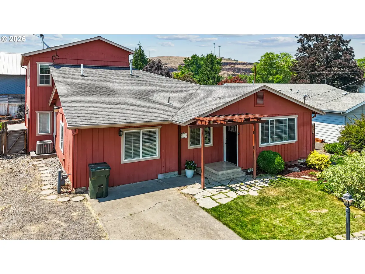 575 SW Birch St, Pilot Rock, OR 97868 - #1
