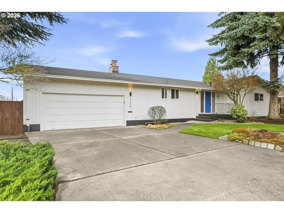 5235 SE 32nd Ave, Portland, OR 97202 - Image #1
