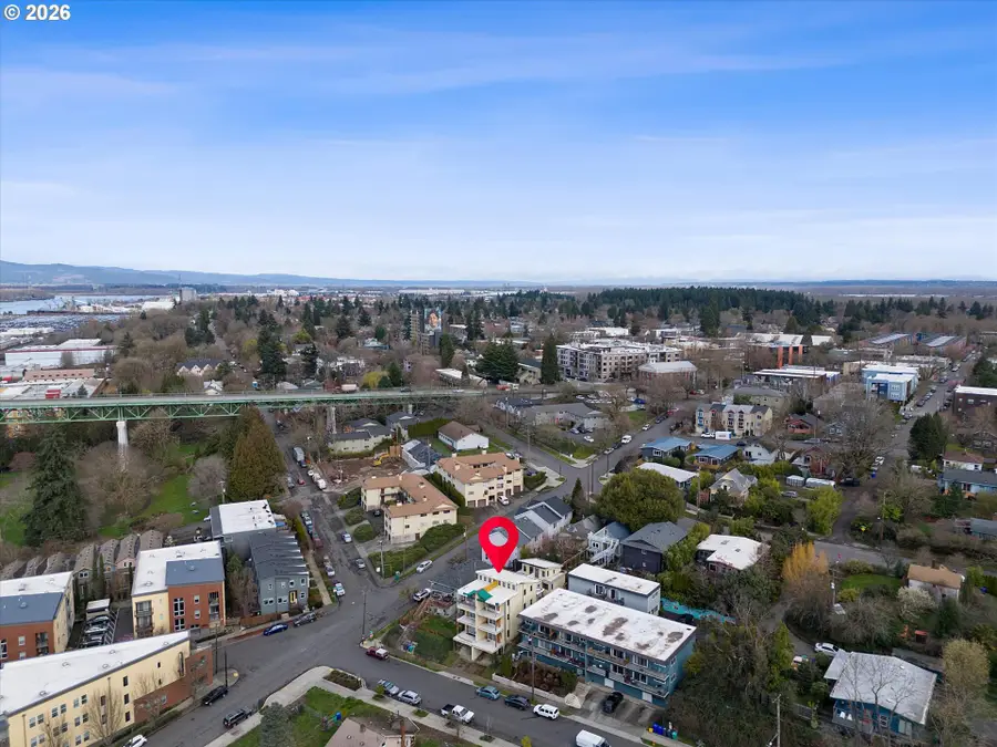 8527 N Edison St, Portland, OR 97203 - #2