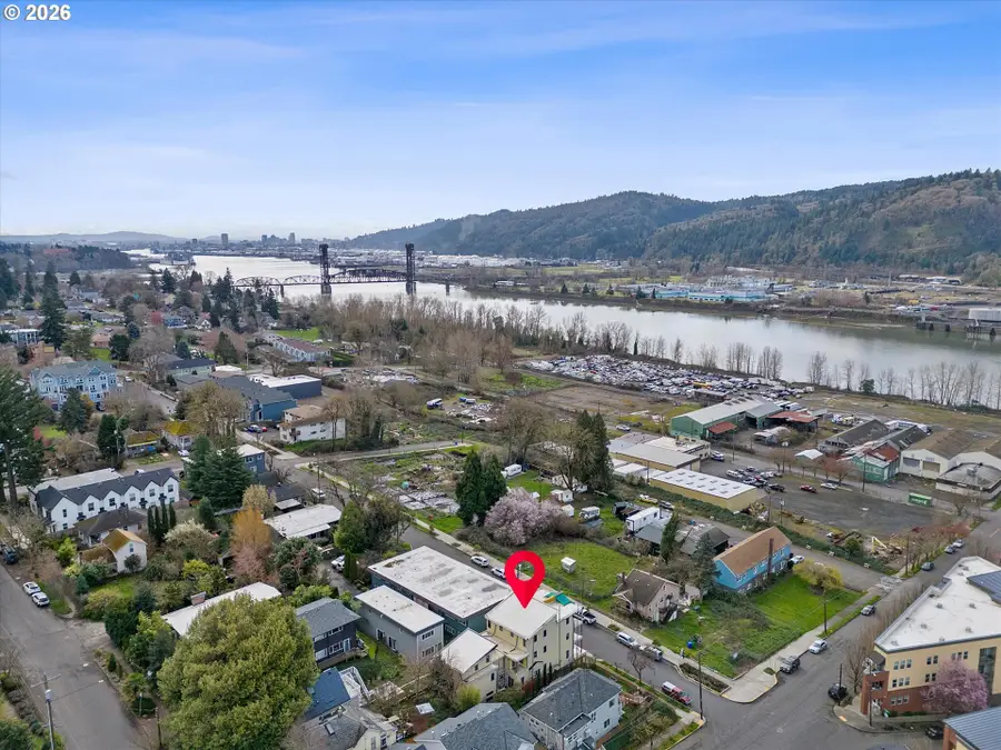 8527 N Edison St, Portland, OR 97203 - #3