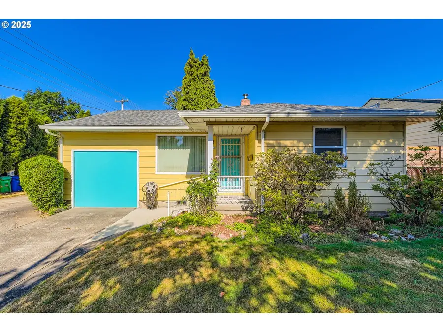 9832 N Van Houten Ave, Portland, OR 97203 - Image #2