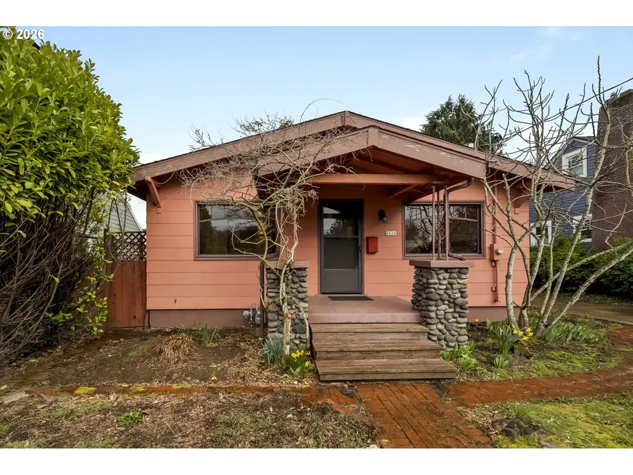 6626 N Greenwich Ave, Portland, OR 97217 - #2