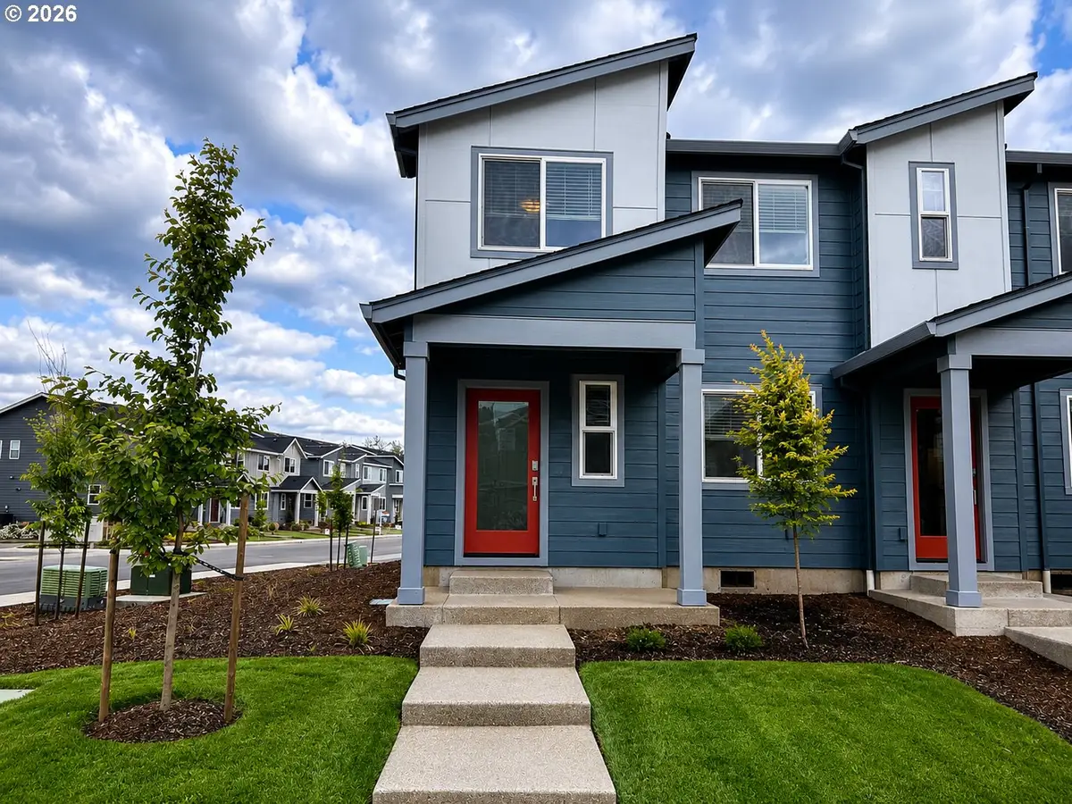 2302 Sawtelle Dr, Woodburn, OR 97071 - #1