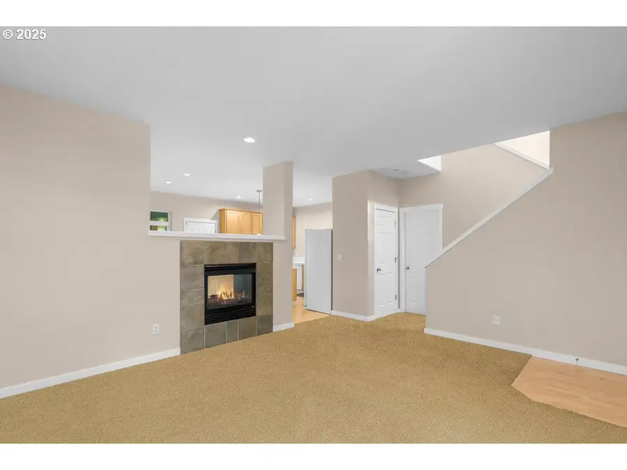 515 NE Suttle Rd, Portland, OR 97211 - Image #2