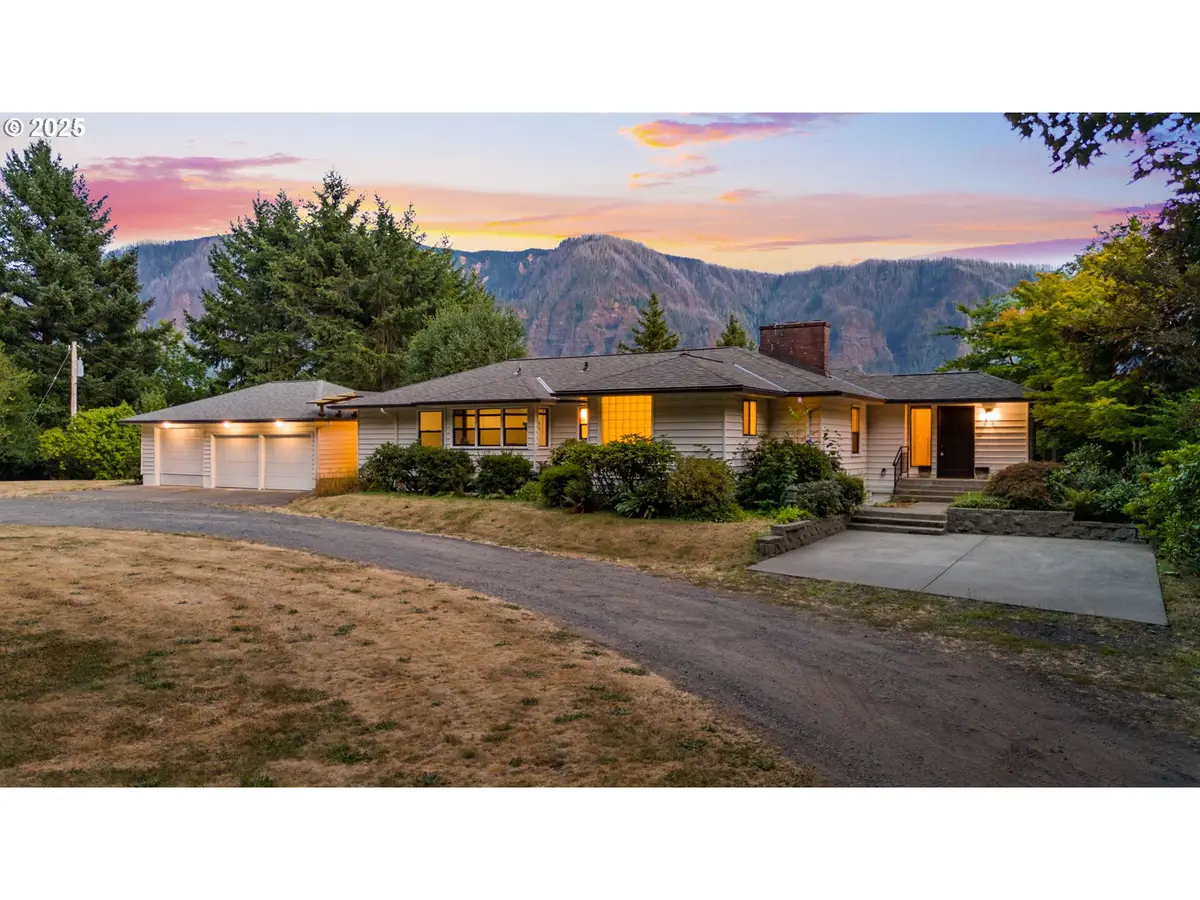 402 Skelton Rd, Stevenson, WA 98648 - Image #1