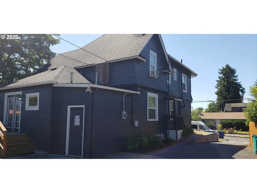 112 W 21st St, Vancouver, WA 98660 - Image #2