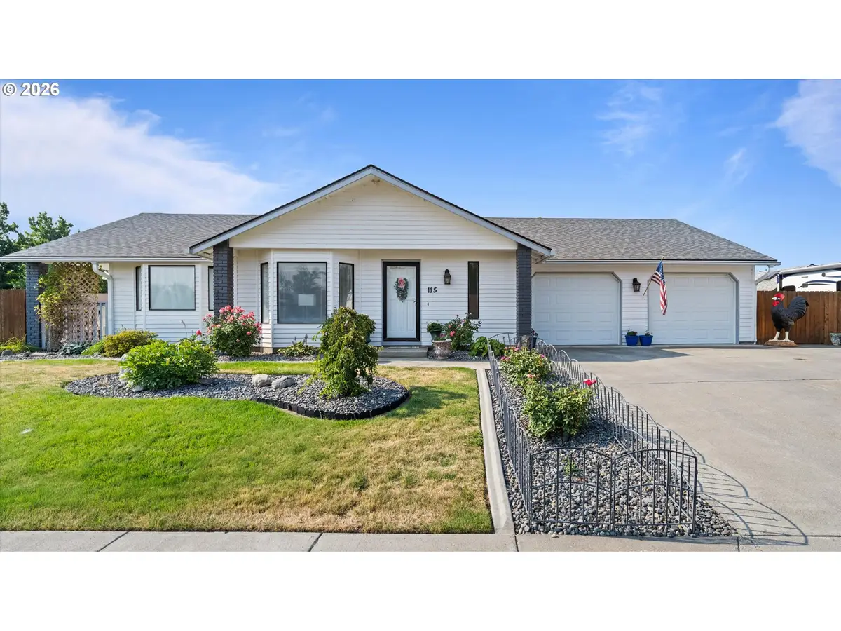 115 SE Crestline Dr, Hermiston, OR 97838 - #1