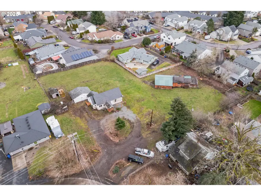 13548 Gaffney Ln, Oregon City, OR 97045 - Image #2