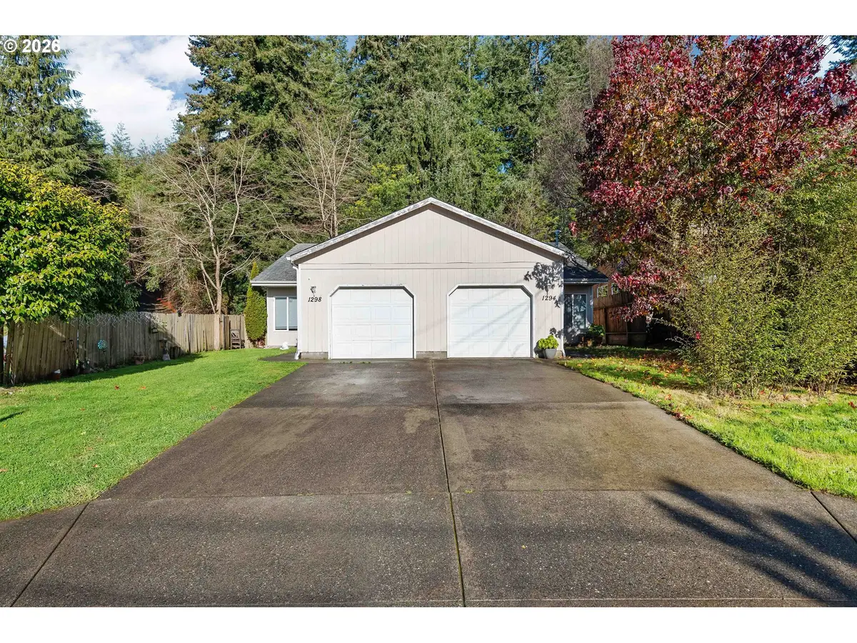1298 Minnesota Ave, Coos Bay, OR 97420 - Image #1