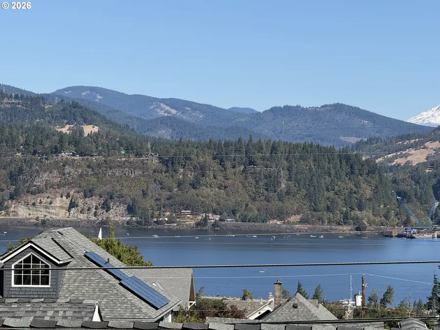 1016 Oak St, Hood River, OR 97031 - #3