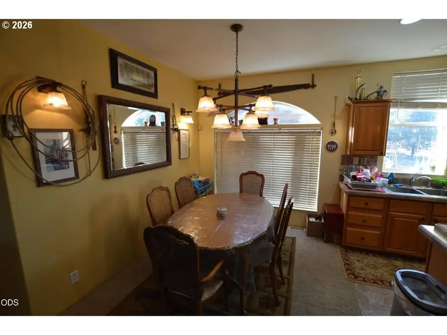 11309 Burlwood Dr, La Pine, OR 97739 - #3