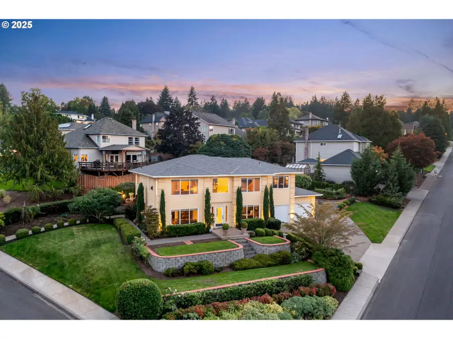 12176 SW Ames Ln, Tigard, OR 97224 - #2