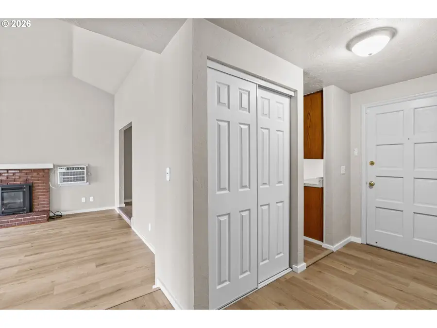 2082 Ohio St, Eugene, OR 97402 - #2
