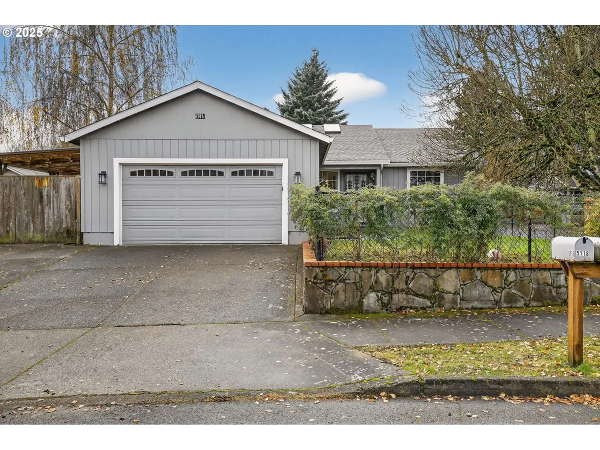5118 NE Jarrett St, Portland, OR 97218 - Image #1