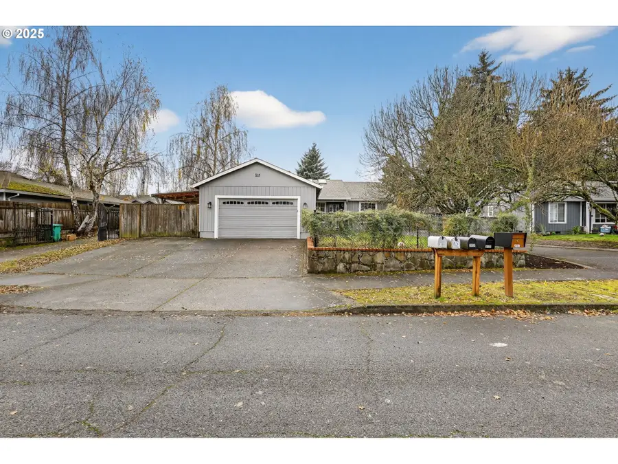 5118 NE Jarrett St, Portland, OR 97218 - Image #2