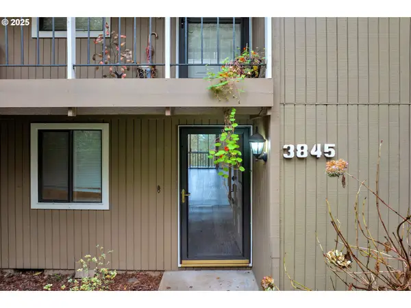 3845 Colony Oaks Dr, Eugene, OR 97405