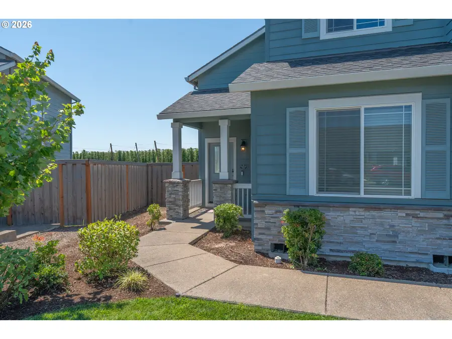 993 Winfield St, Gervais, OR 97026 - #3