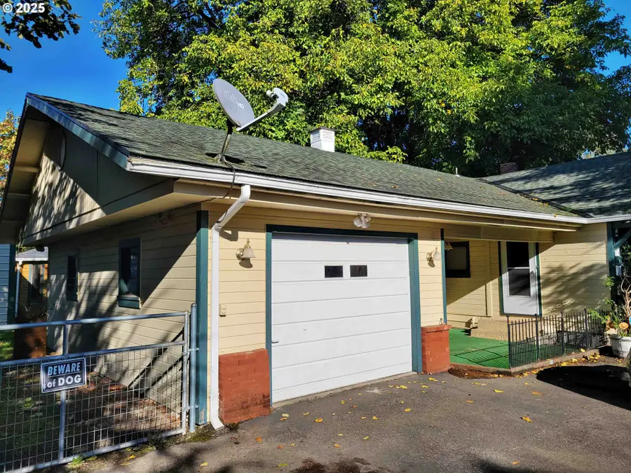 621 S Second St, Toledo, WA 98591 - Image #2