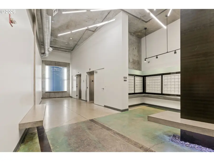 1030 NW 12th Ave #329, Portland, OR 97209 - #3