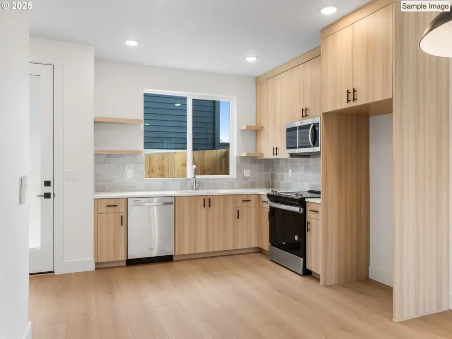 1660 SE Umatilla #3, Portland, OR 97202 - Image #2