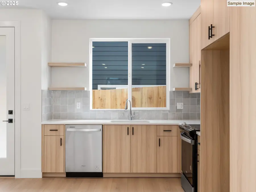 1660 SE Umatilla #3, Portland, OR 97202 - Image #3