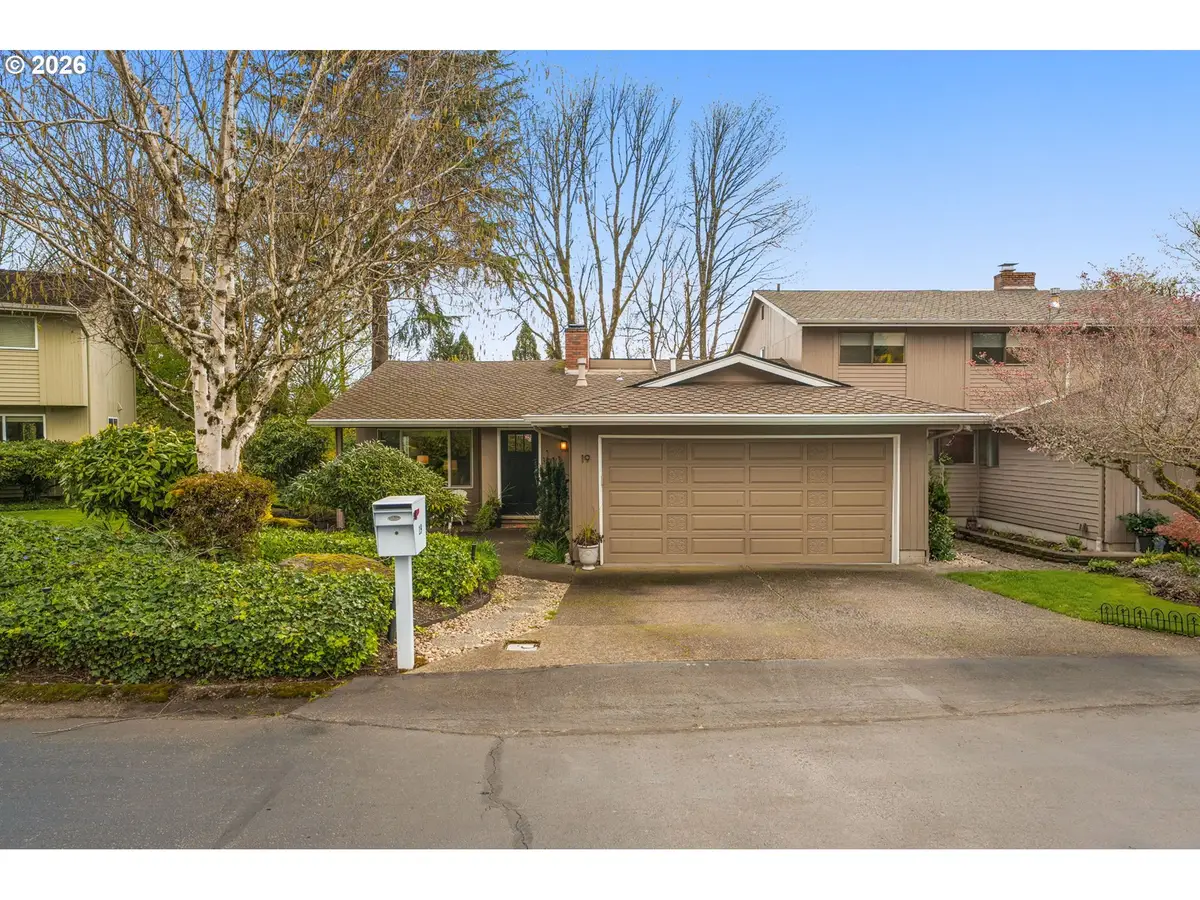 19 Bloch Ter, Lake Oswego, OR 97035 - #1