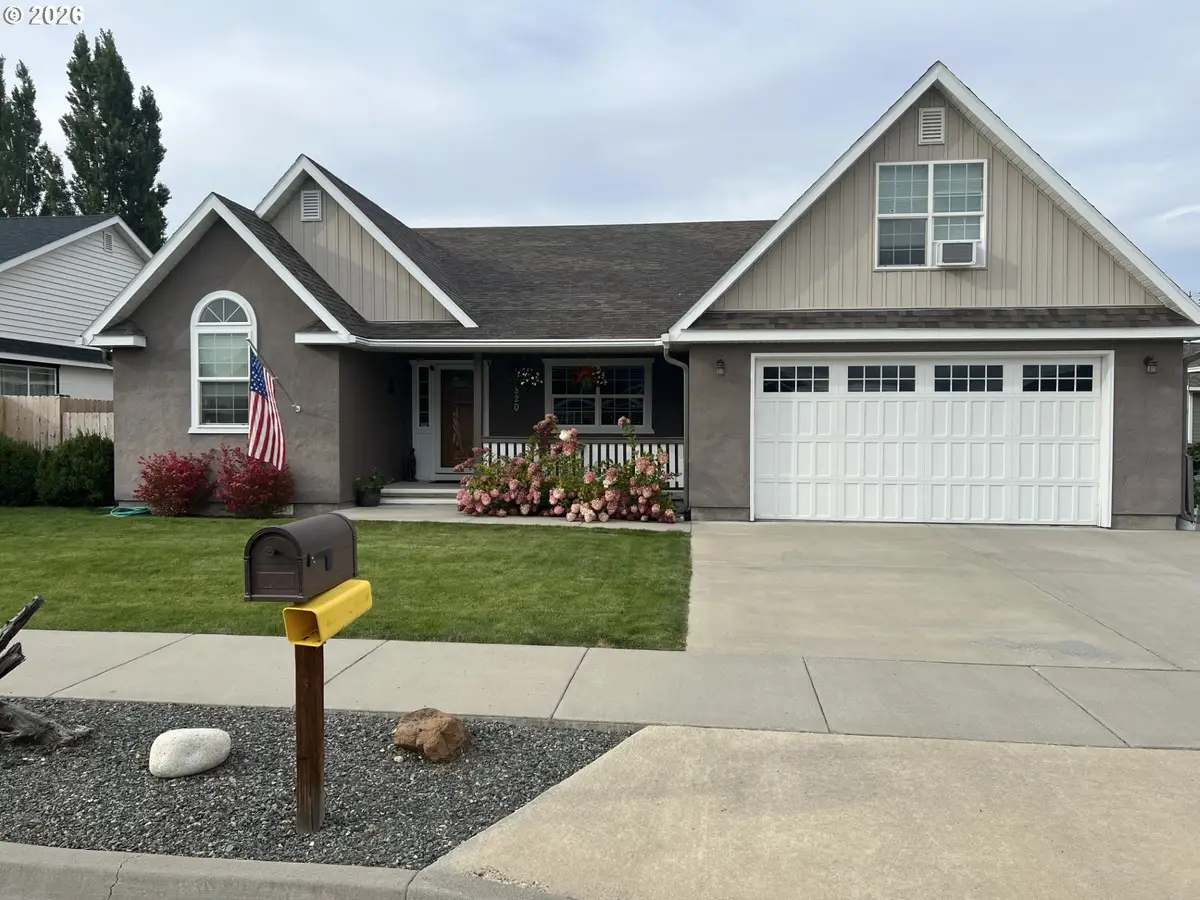 820 G St, Baker City, OR 97814 - #1