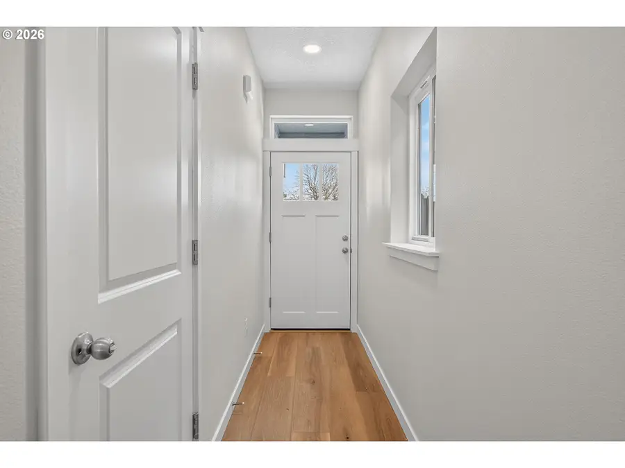 9281 E Burnside St, Portland, OR 97216 - #3