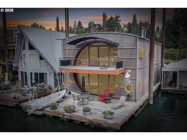 100 SE Harney St #14, Portland, OR 97202