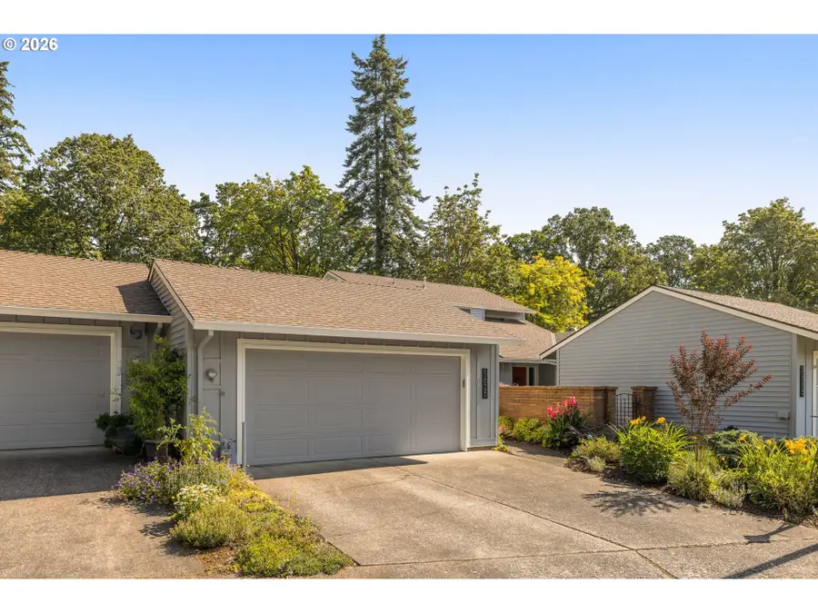 9625 SW Brentwood Pl, Tigard, OR 97224 - #2