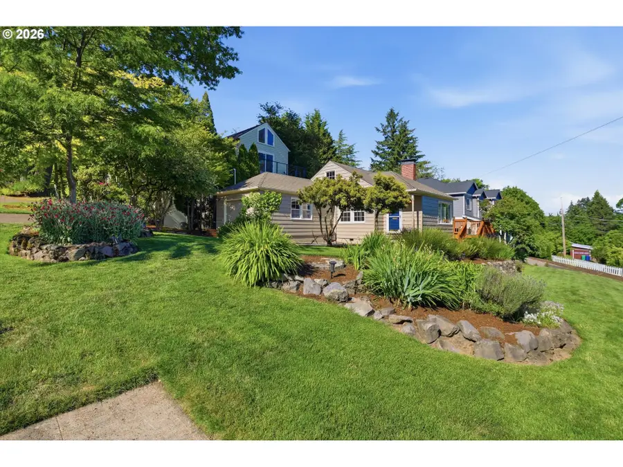 7158 SW 4th Ave, Portland, OR 97219 - #2