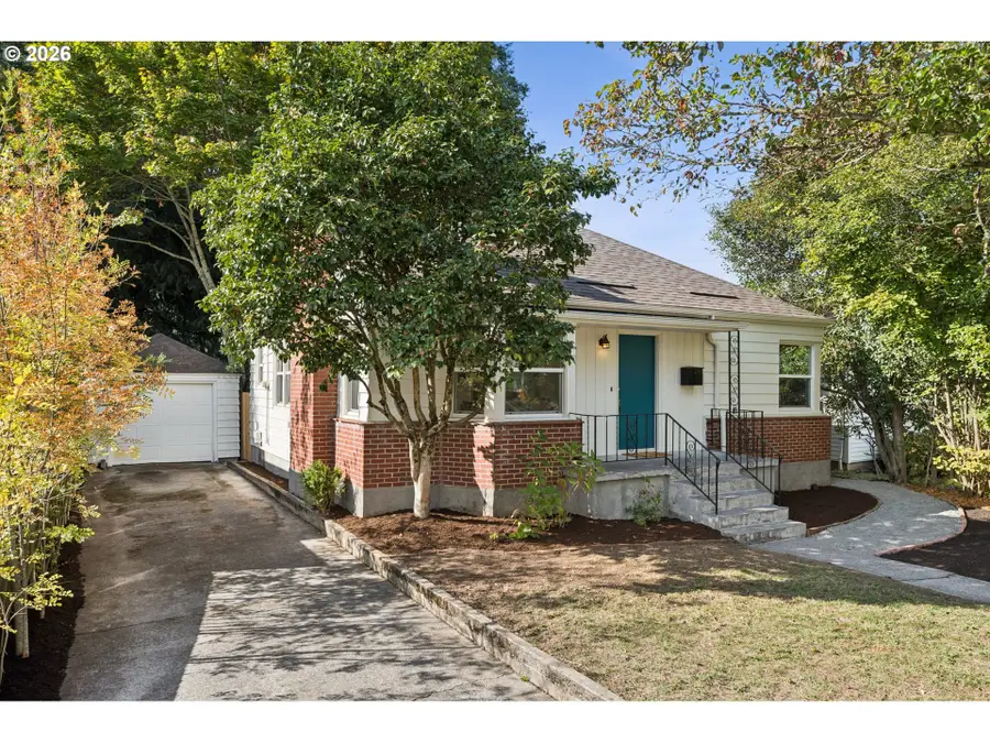 2715 SE 58th Ave, Portland, OR 97206 - #2