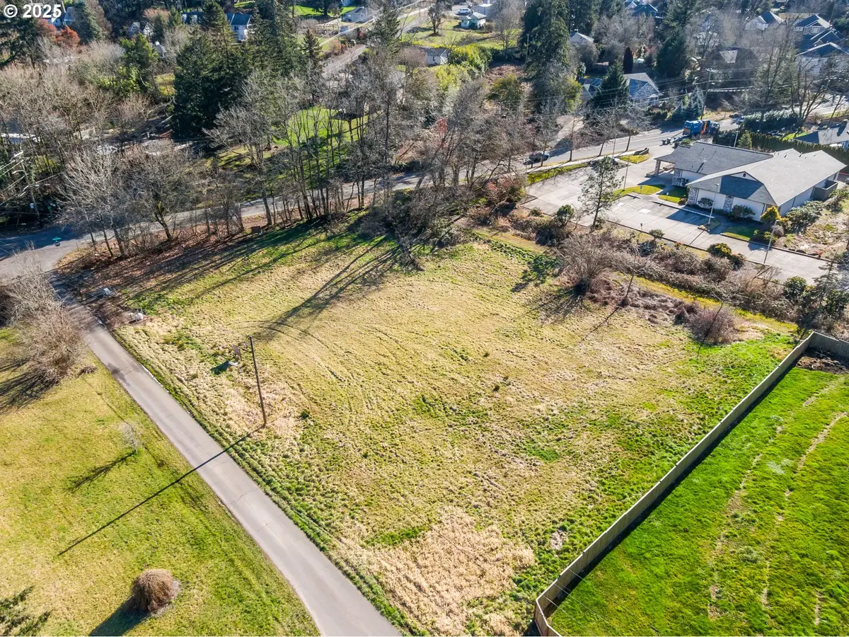 12395 Clara Ln, Portland West, OR 97035 - Image #1