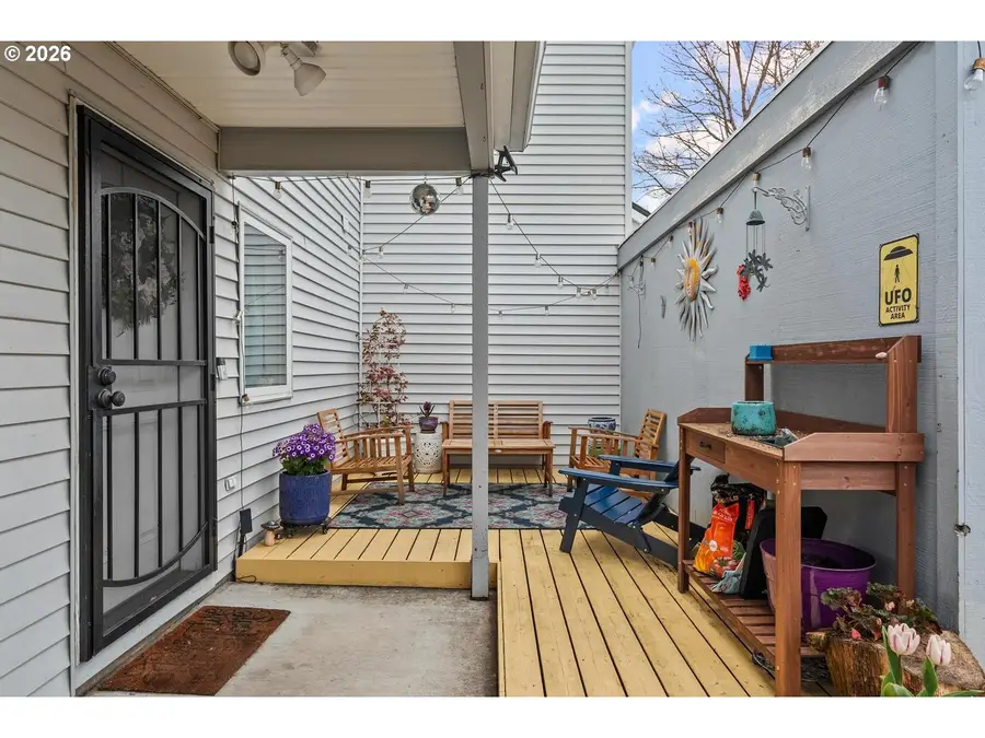 2338 SE 124th Ave, Portland, OR 97233 - #3