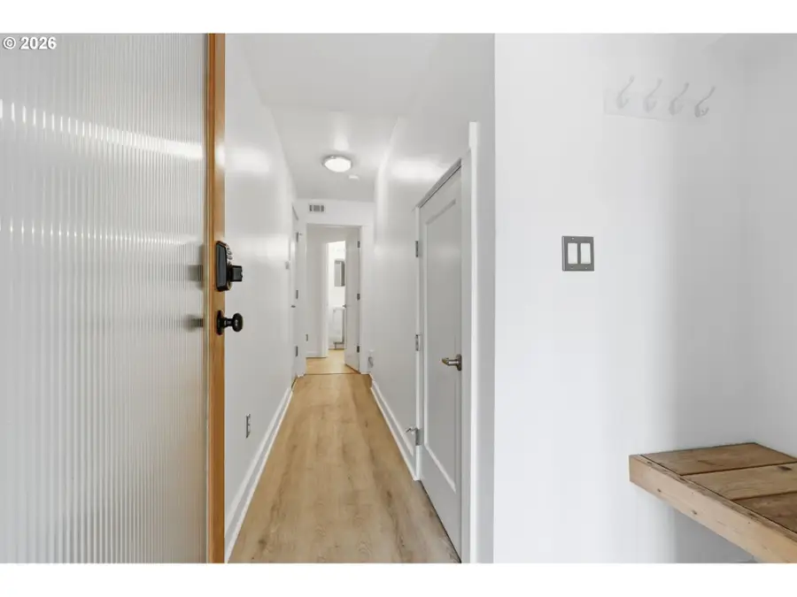 8526 N Syracuse St, Portland, OR 97203 - #3