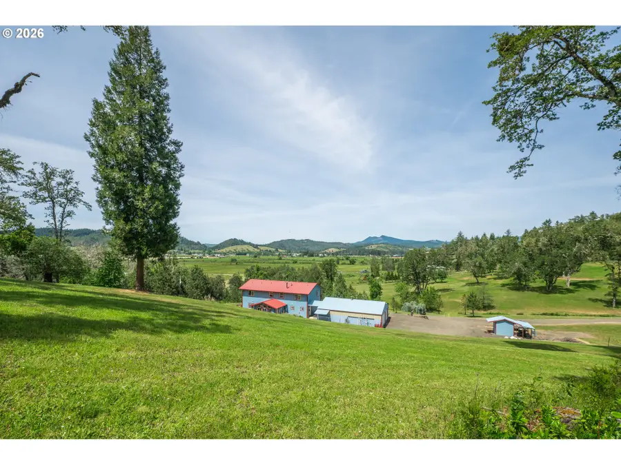 489 Fir Vista Rd, Sutherlin, OR 97479 - #2
