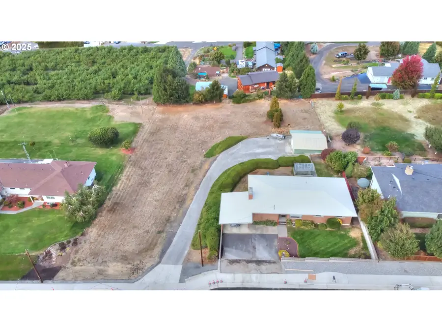 2803 E 12th St, The Dalles, OR 97058 - Image #3