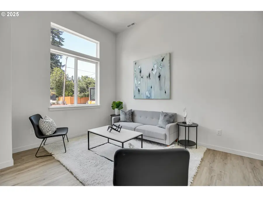 90 NE 148th Ave #2, Portland, OR 97230 - Image #3