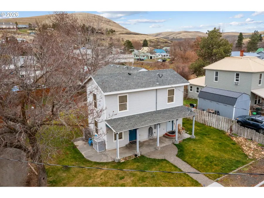 140 S Chase St, Heppner, OR 97836 - #3